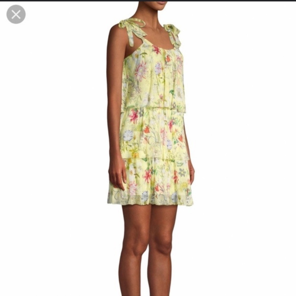 PARKER Vicky dress in spring sangria
Small